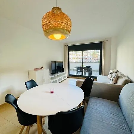 Maravilloso Piso De Playas Fenals Y Sa Boadella Apartment *